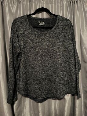 Time and Tru Women's Navy Heather Long Sleeve Crew Top